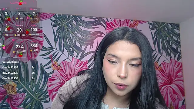 Chatroom XXX en direct de Small_naughty_