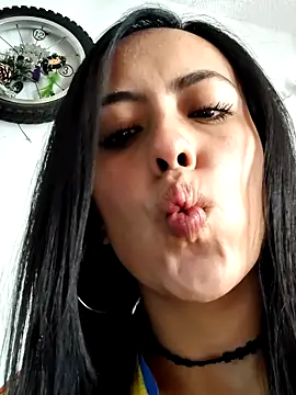 Queen_Ashly Chat XXX in diretta