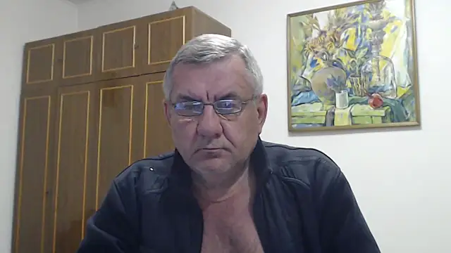 machomale3: διαδικτυακό σόου στην κάμερα