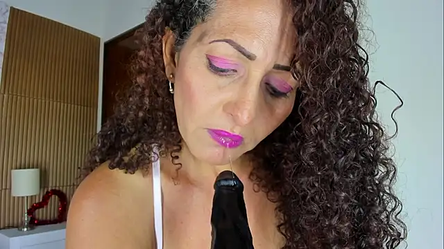 LilihtMature 即時 XXX 聊天