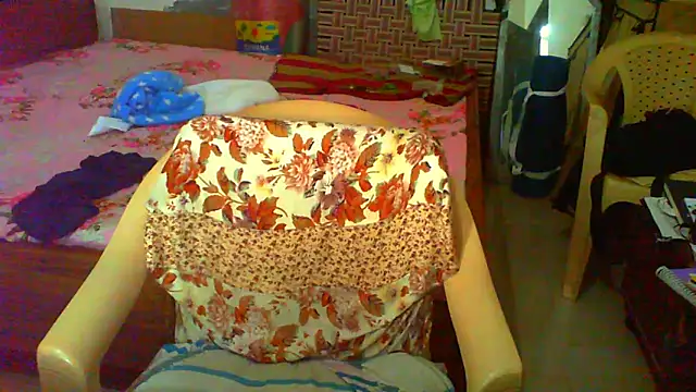 Vbestshow Adlı Modelin Canlı XXX Sohbeti