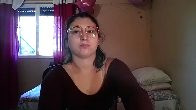 Chat +18 de imsohornydacom ao vivo