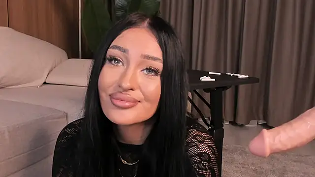 Chat +18 de EmeraldKat ao vivo