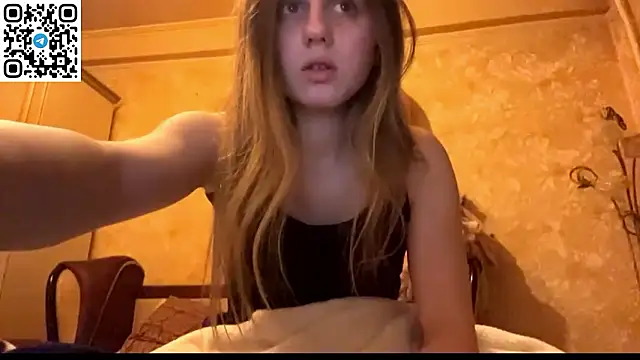 Czat XXX na żywo – LovelySilk_63