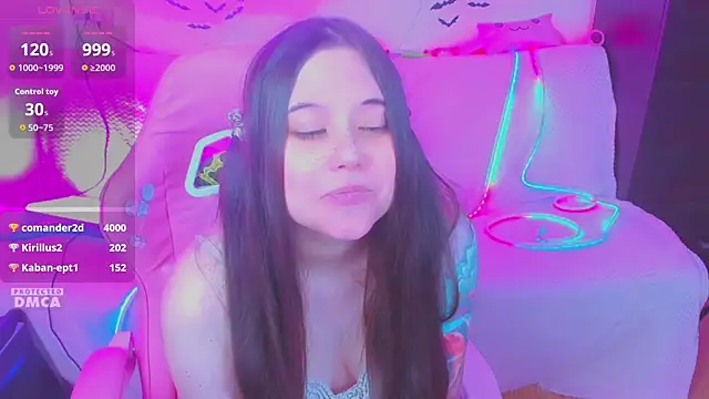 Chat +18 de Lolisuccub ao vivo