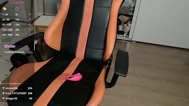 crystalyss – Naživo XXX chat