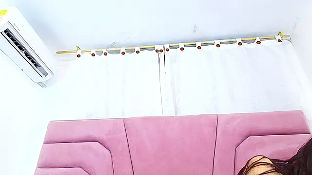 miajhonsonx – Naživo XXX chat