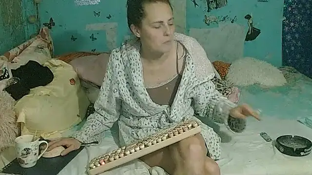 brighteyes77 – Naživo XXX chat