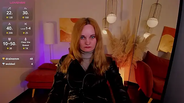 SaraSubtlety's Live XXX Chat