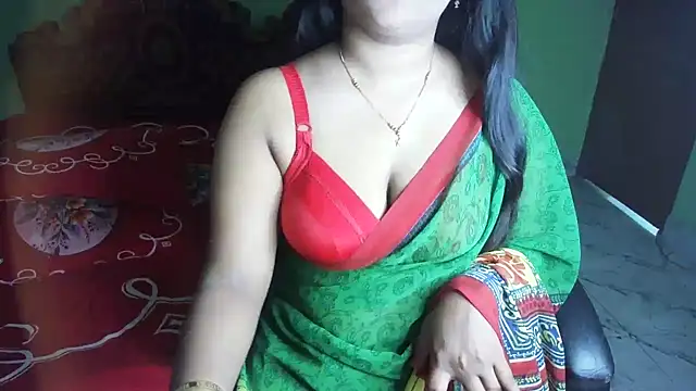 BengaliQueenStarのライブXXXチャット