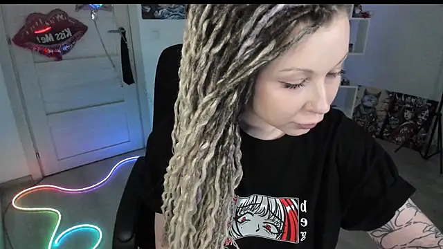 HoneySallyMoore's Live XXX Chat