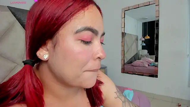 AfroditaVega_'s Live XXX Chat