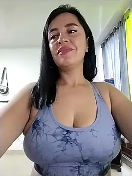 hailey85's Live XXX Chat