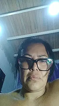 Xoticxenax Adlı Modelin Canlı XXX Sohbeti