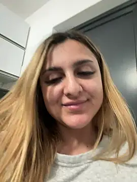 NicolePlay Chat XXX in diretta