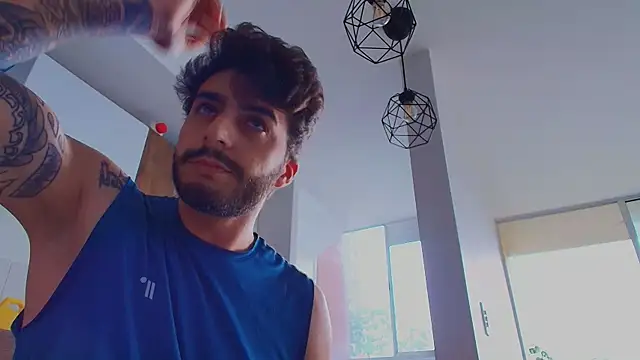 Онлайн чат XXX thomas_gun