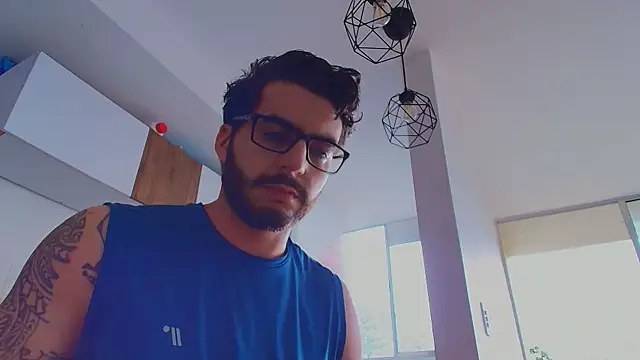 Онлайн чат XXX thomas_gun