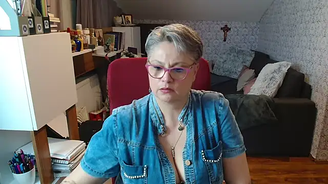 bigtits4you's Live XXX Chat