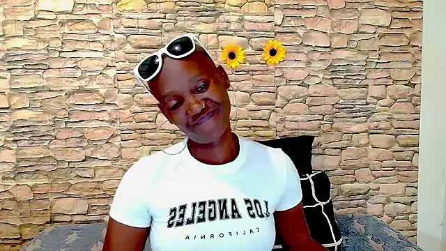 EbonyOlive69's Live XXX Chat