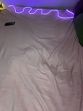 แชท XXX สดของ Mizztikaa