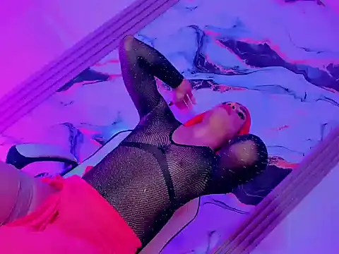 Mia_Colucci- Webcam-Show