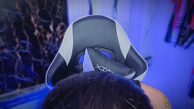 Guxplo_: απευθείας συνομιλία ΧΧΧ