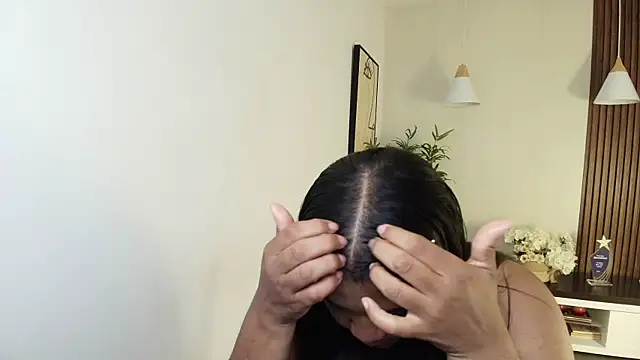 Astrid_Black live XXX chat