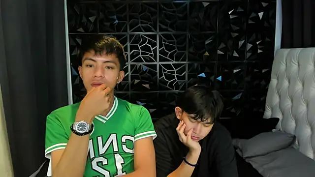 davincihugecock's Live XXX Chat