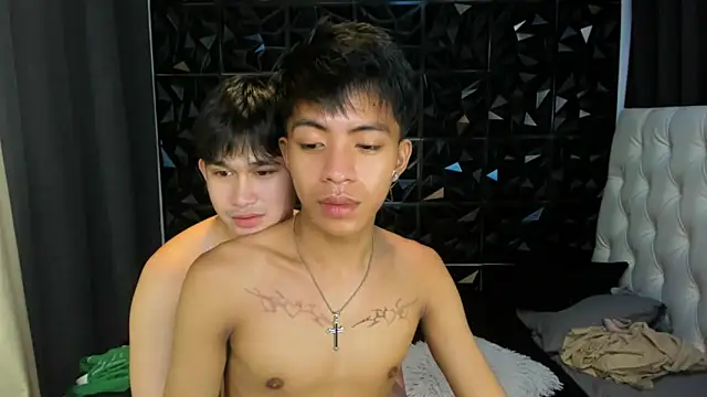 แชท XXX สดของ davincihugecock