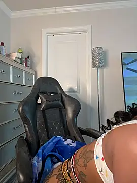 butterflybootyy Webcamshow