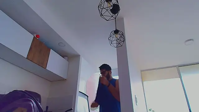 thomas_gun Chat XXX live