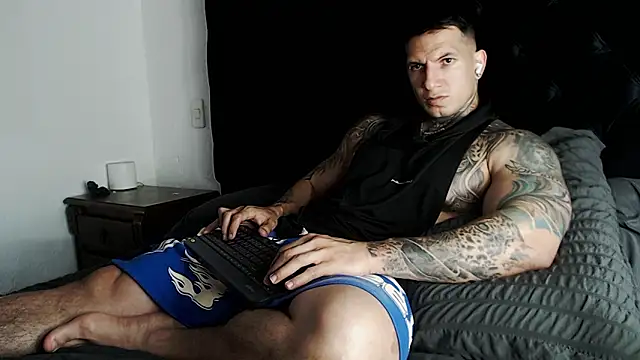 Shane_Clay Chat XXX live