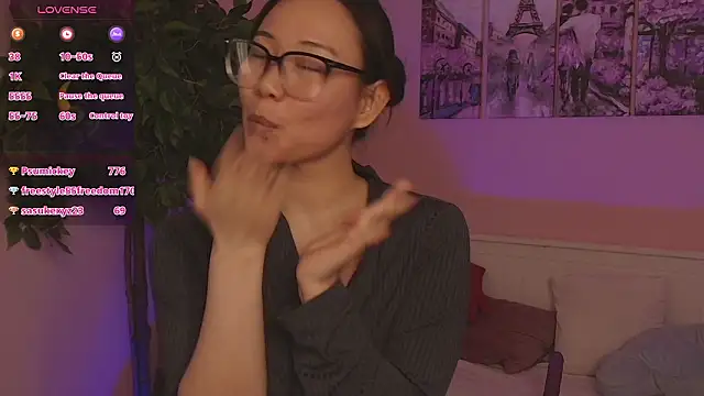 Inari_Okami_'s Live XXX Chat