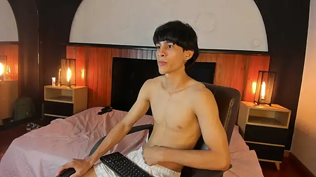 Cheys_Mast 网络视讯表演