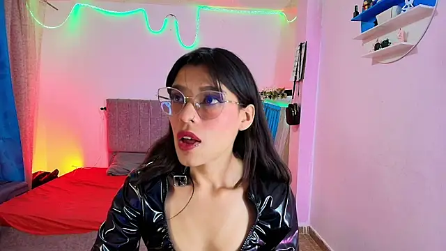 avalustyy Chat XXX in diretta