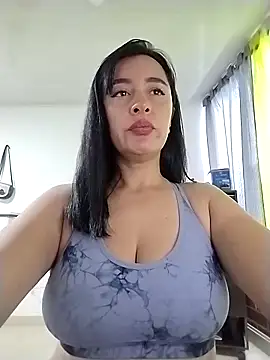 Chat +18 de hailey85 ao vivo