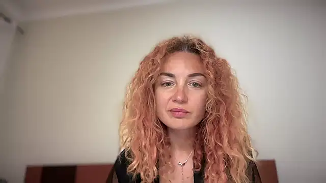 Živý XXX chat Reddgiirl