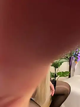 MistressMommyKate's Webcam Show