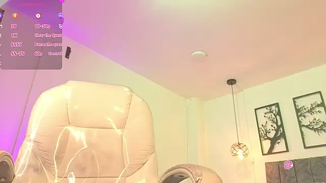 Abigaiil__ds' Live XXX Chat