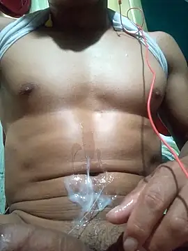 Webkamerová show yisusalejo