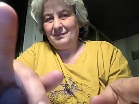 Chat XXX en directo de ExquisiteMature