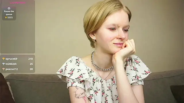 Chatroom XXX en direct de ToyaPletz