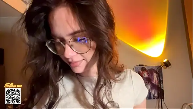 Chatroom XXX en direct de DebraSchneider