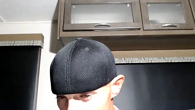 ThickD2C: вебкам-шоу