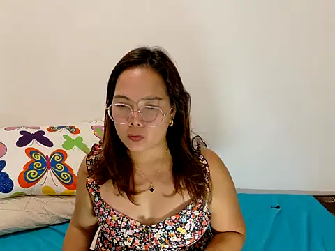 Chat XXX en directo de BURBERRY69