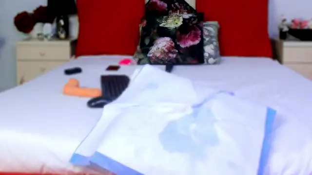 Chatroom XXX en direct de CharmingAnnie