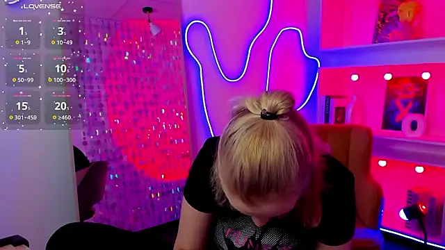 StephanieSweety live XXX chat