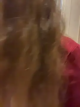 Chat +18 de DienkaGreen ao vivo