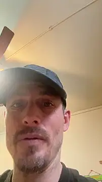 Chat +18 de KBONE36 ao vivo