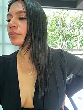 Sofia_Convers' Live XXX Chat